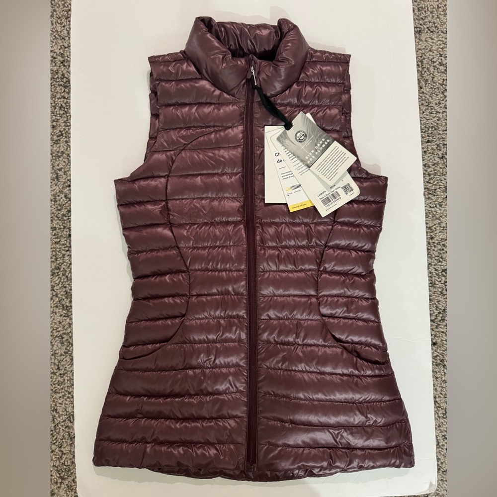 Lululemon pack it Down vest shine